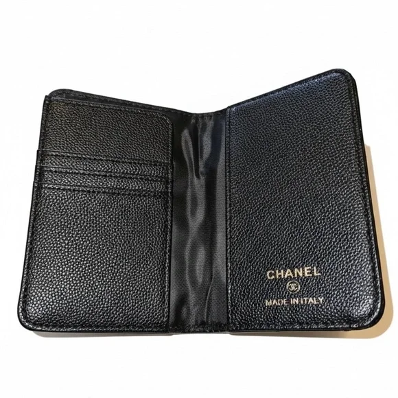 Luxe Quilted “fashion” Passport Holder with Gold Accent - Picture 6 of 9